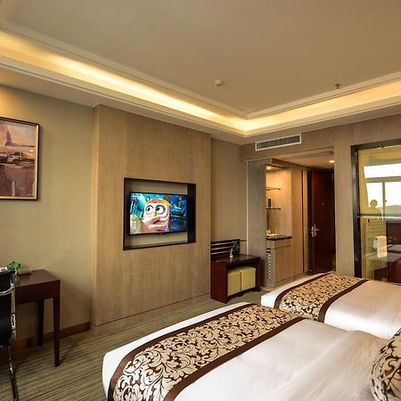 Days Hotel & Suites Shishi Quanzhou  Exterior photo