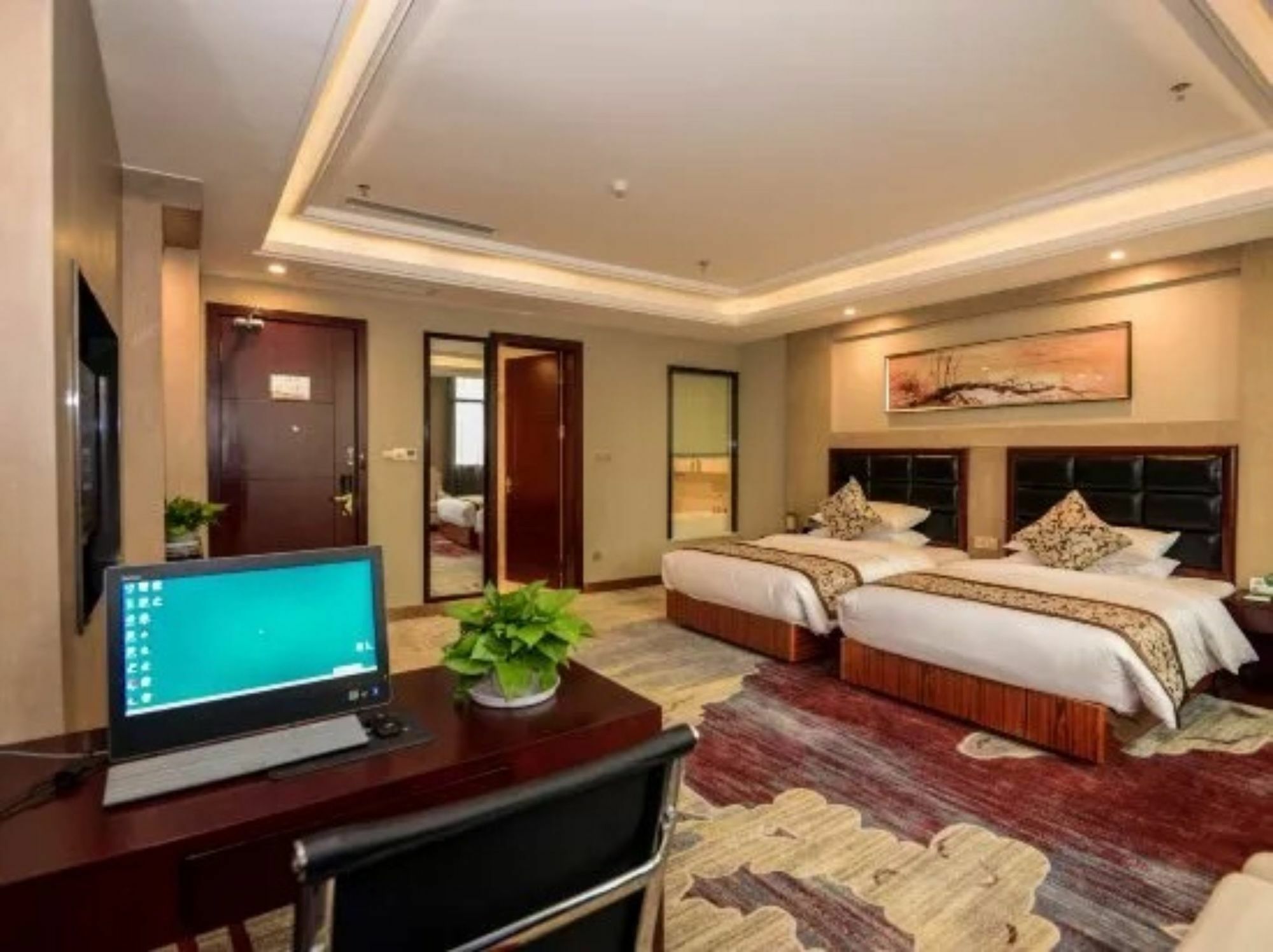 Days Hotel & Suites Shishi Quanzhou  Exterior photo
